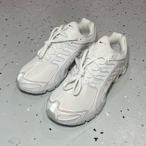 Nike Shox Navina Women’s Running Athletic Shoes Size 8 White / Rainbow RARE!!